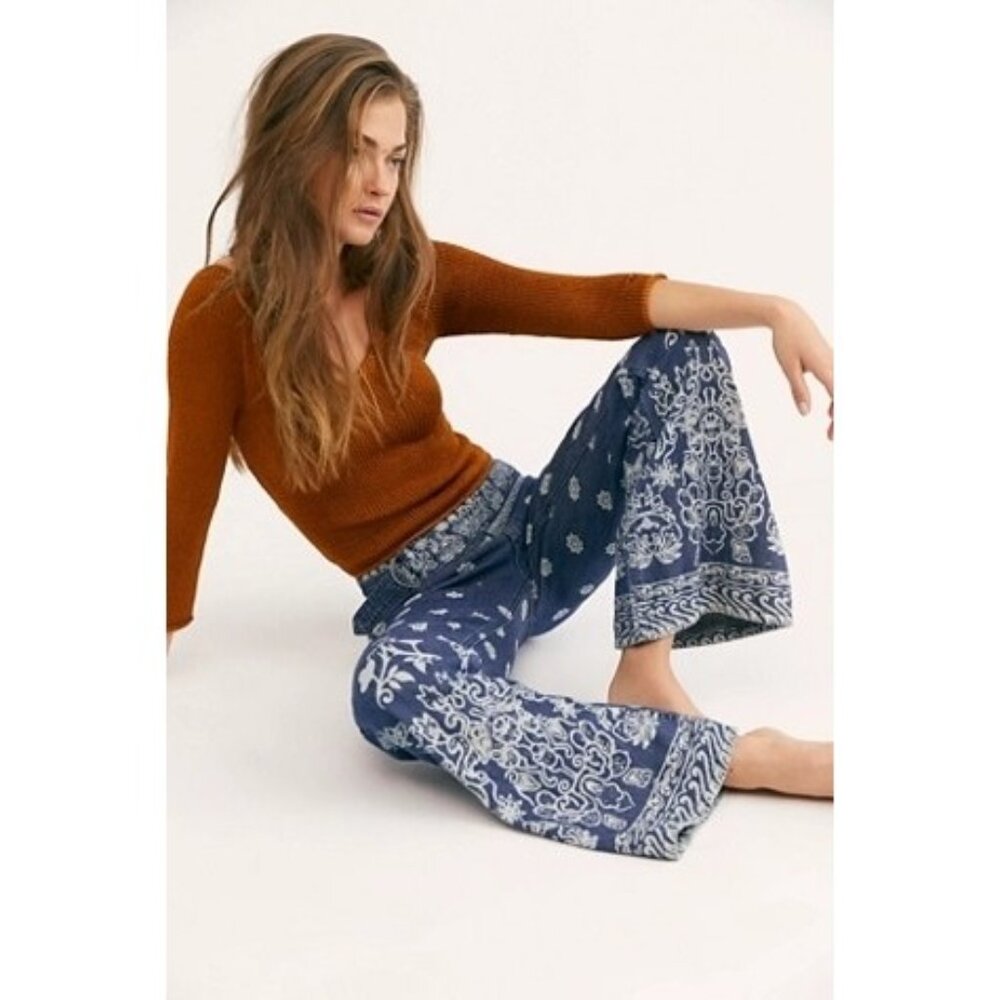 Free People Bohemian Printed Bell Bottom Flare Jeans - Picture 1 of 16